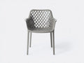 Chaise de jardin en plastique 57×58×82 cm - gris - dossier ajouré avec accoudoirs